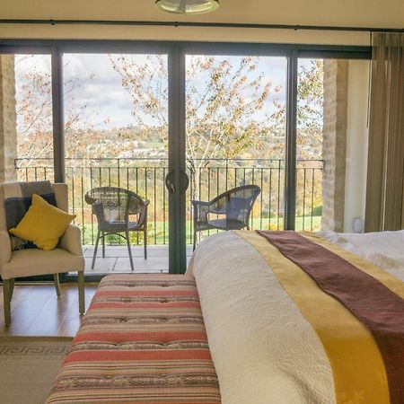 Vineyard Barn Room Woodchester Екстер'єр фото