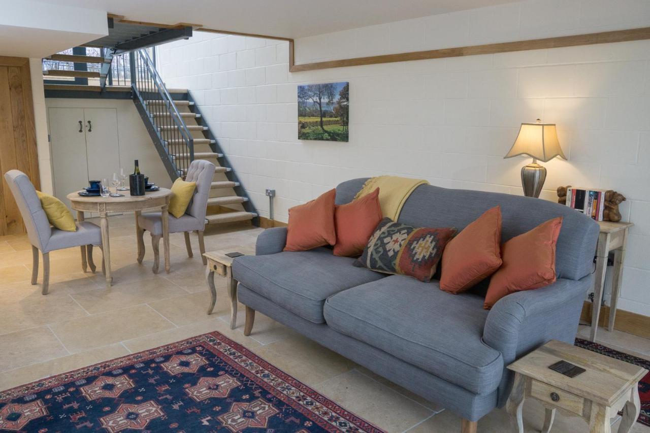 Vineyard Barn Room Woodchester Екстер'єр фото